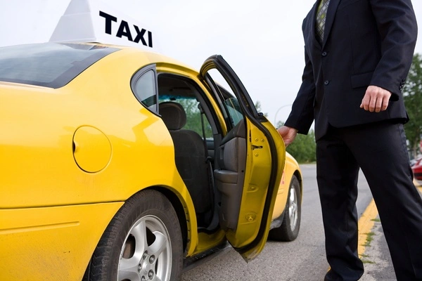 Professional taxi company in Herndon, VA Professional taxi company in Herndon, VA